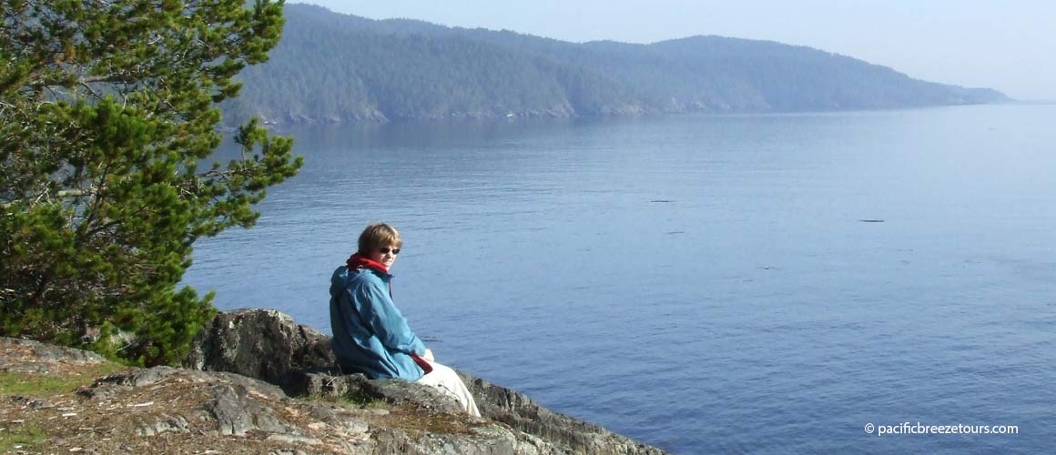Victoria shoreline hiking tours